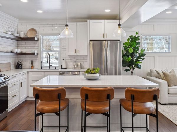 2305 Bayview Place , Orono, MN 55391