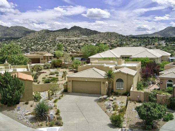 423 Serenity Court SE, Albuquerque, NM 87123