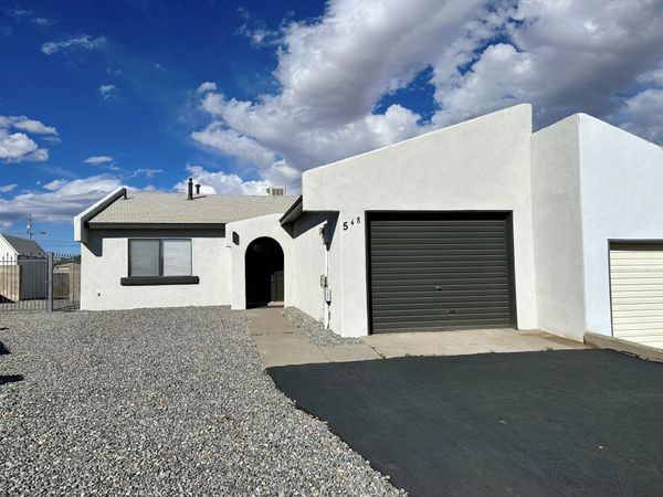 548 Star Villa Circle SE, Rio Rancho, NM 87124