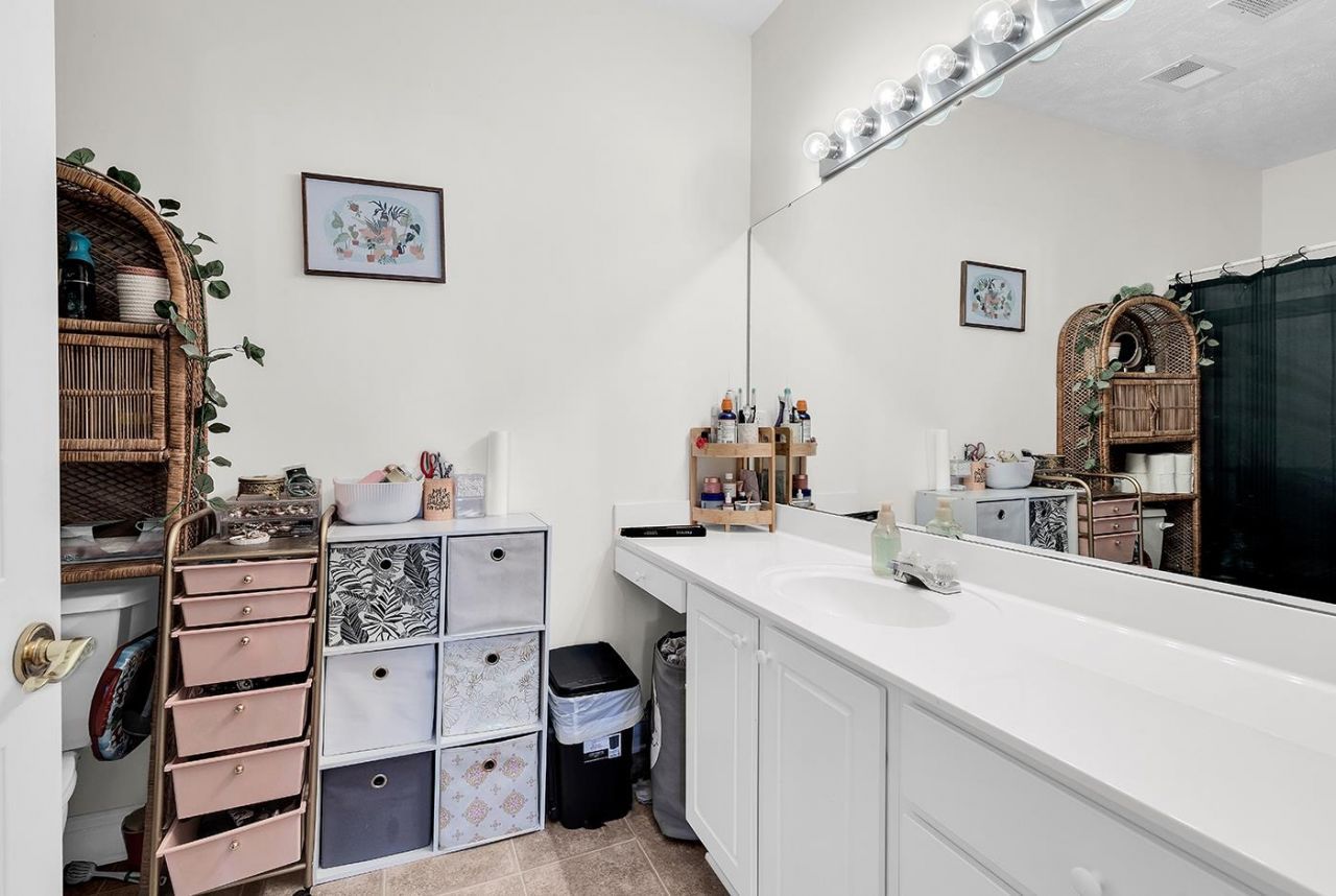 5070 Windsor Green Way  Photo 15