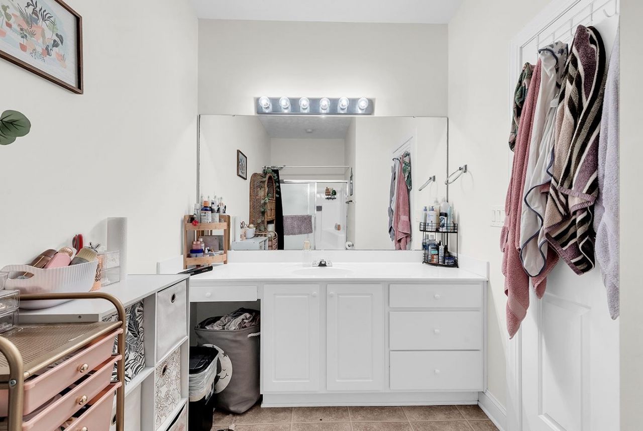 5070 Windsor Green Way  Photo 17