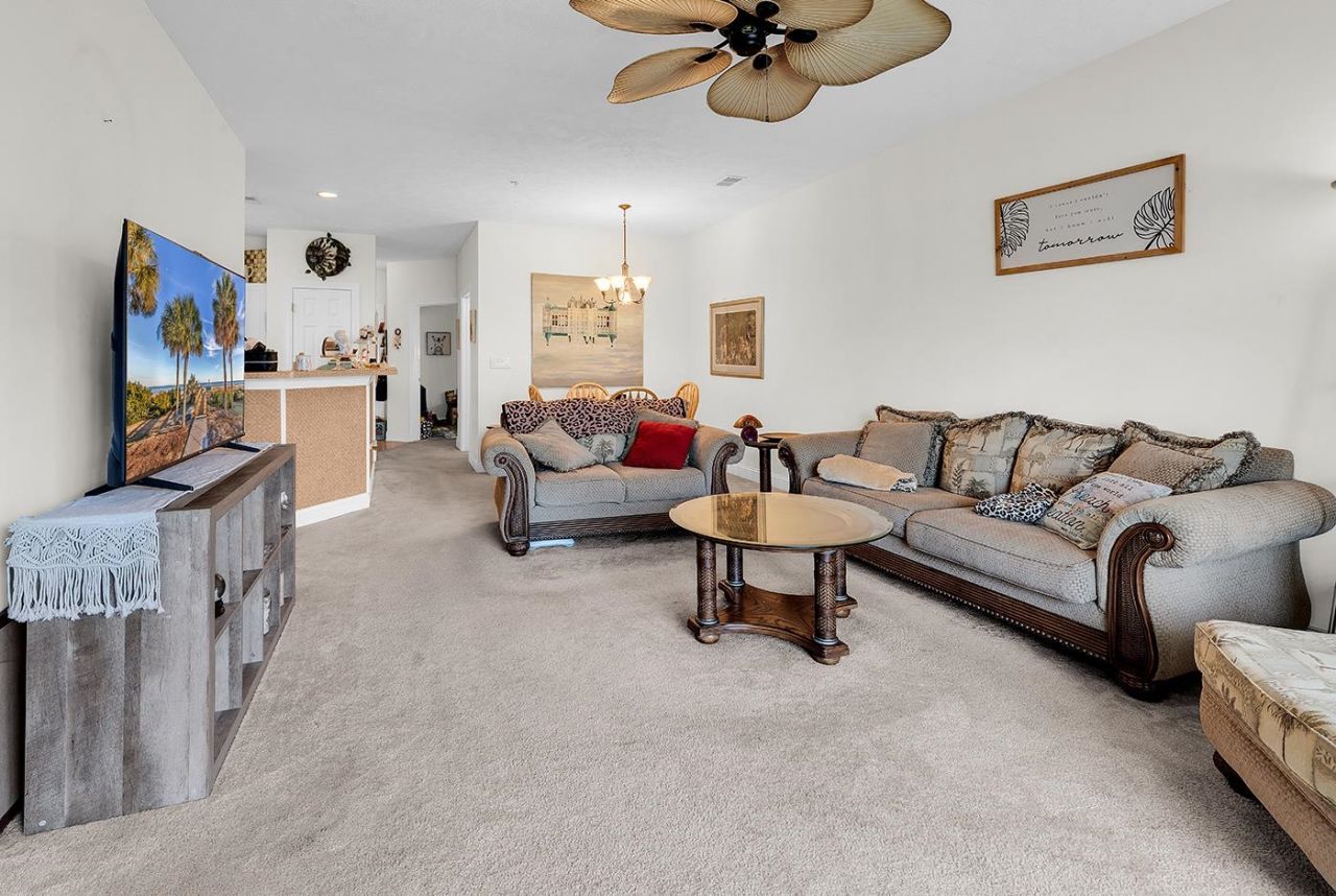 5070 Windsor Green Way  Photo 8