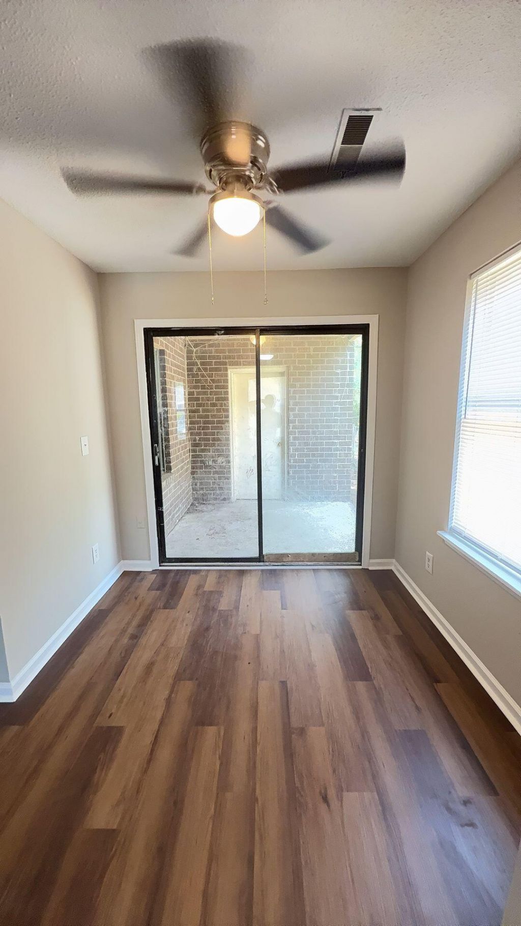 152 Dorchester Manor Boulevard Photo 13