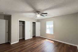 152 Dorchester Manor Boulevard photo 4