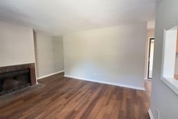 152 Dorchester Manor Boulevard photo 4