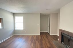 152 Dorchester Manor Boulevard photo 4