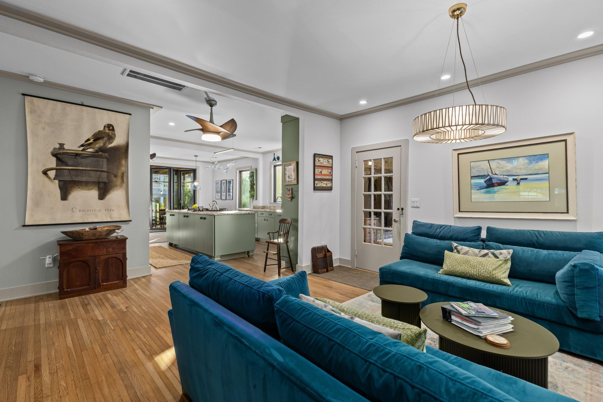 29 Beverly Road Photo 12