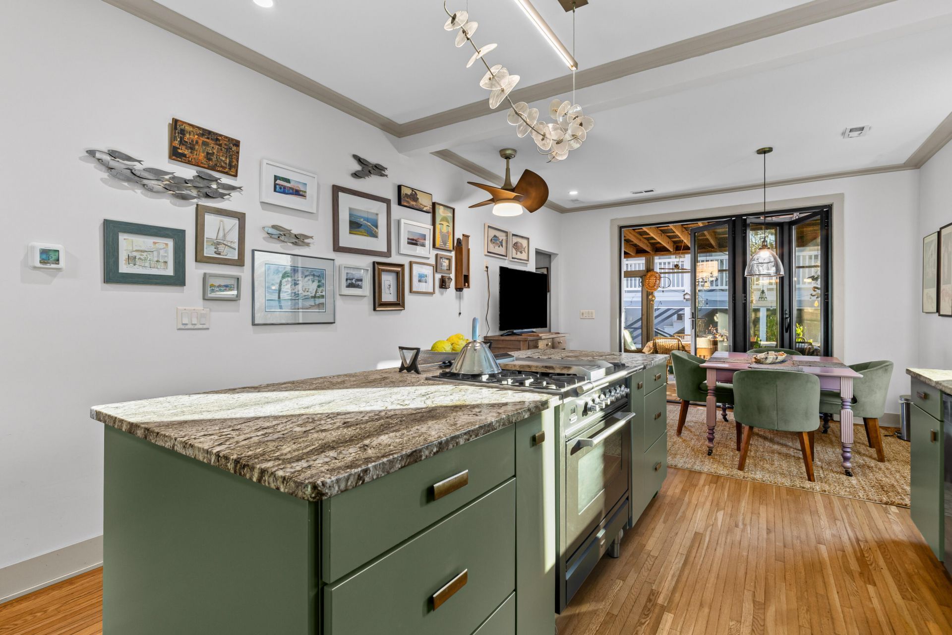 29 Beverly Road Photo 20