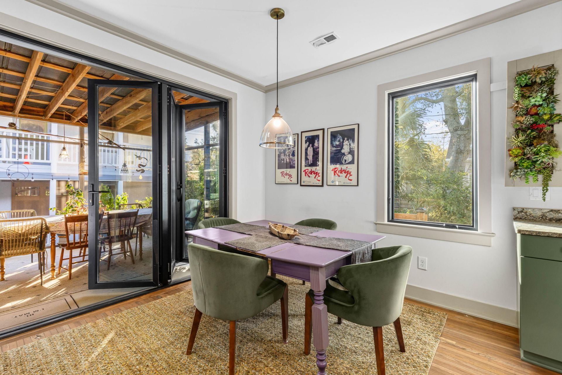 29 Beverly Road Photo 23