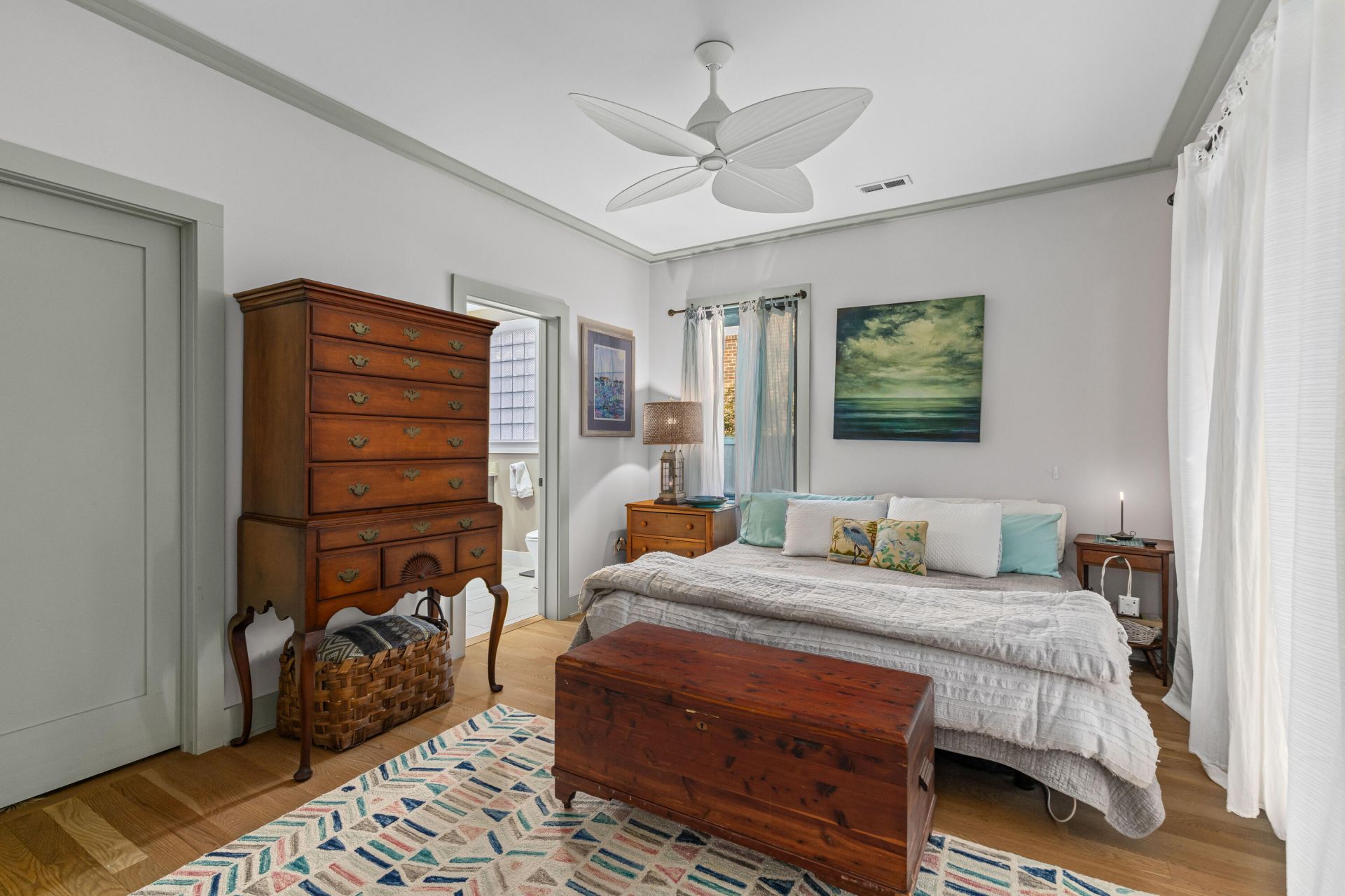 29 Beverly Road Photo 26