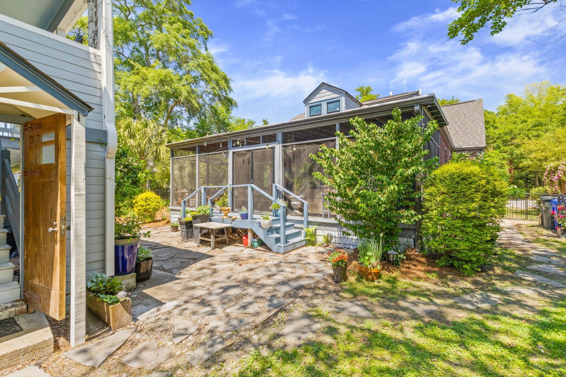 29 Beverly Road Photo 60