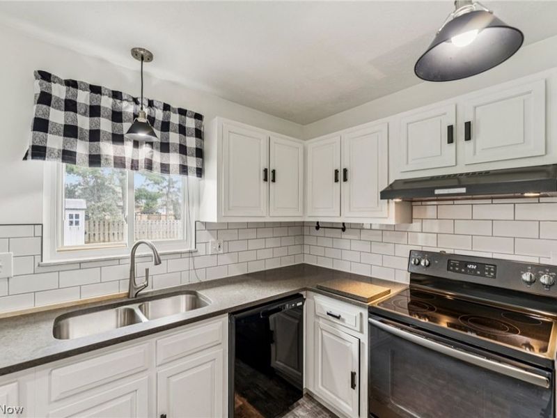 14281 Revere Circle , Middleburg Heights, OH 44130 Photo 14