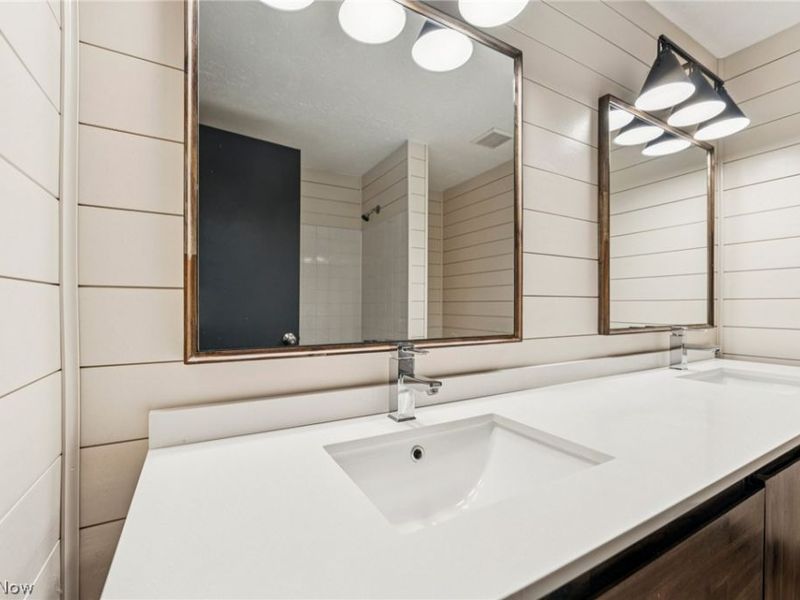 14281 Revere Circle , Middleburg Heights, OH 44130 Photo 30