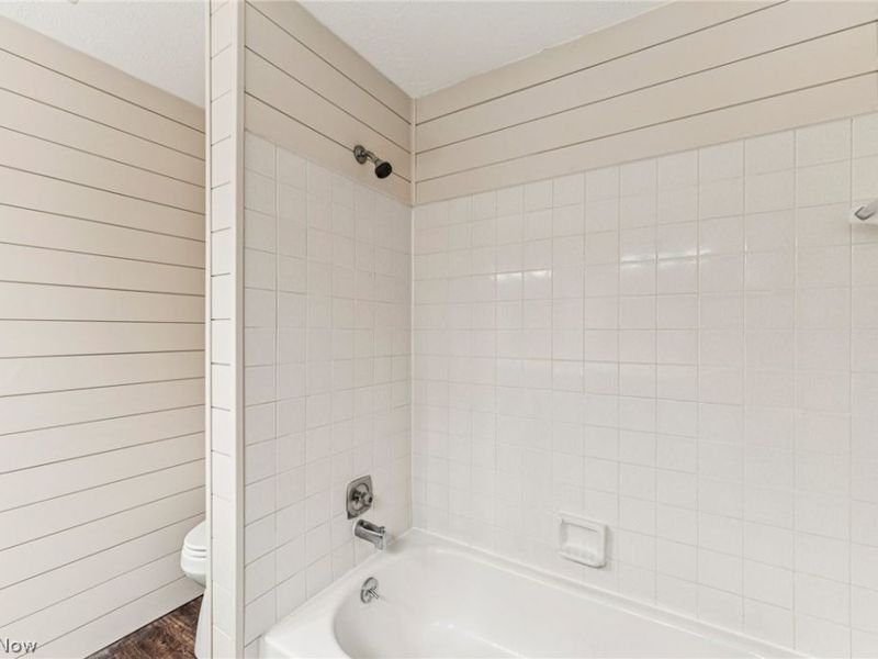 14281 Revere Circle , Middleburg Heights, OH 44130 Photo 31