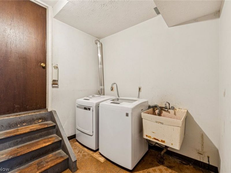 14281 Revere Circle , Middleburg Heights, OH 44130 Photo 40