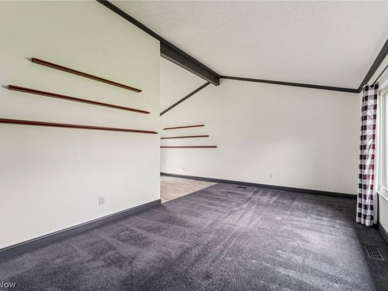 14281 Revere Circle , Middleburg Heights, OH 44130 Photo 5