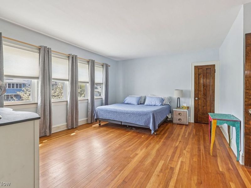 2152 Glenbury Avenue , Lakewood, OH 44107 Photo 15