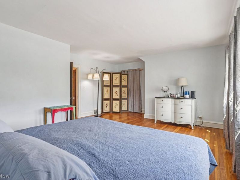 2152 Glenbury Avenue , Lakewood, OH 44107 Photo 16