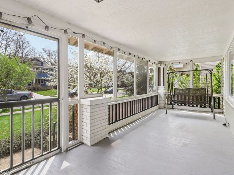 2152 Glenbury Avenue , Lakewood, OH 44107 Photo 2