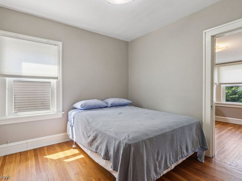 2152 Glenbury Avenue , Lakewood, OH 44107 Photo 21