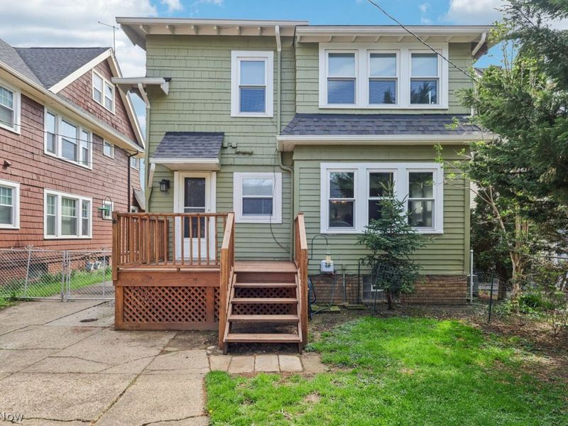 2152 Glenbury Avenue , Lakewood, OH 44107 Photo 27