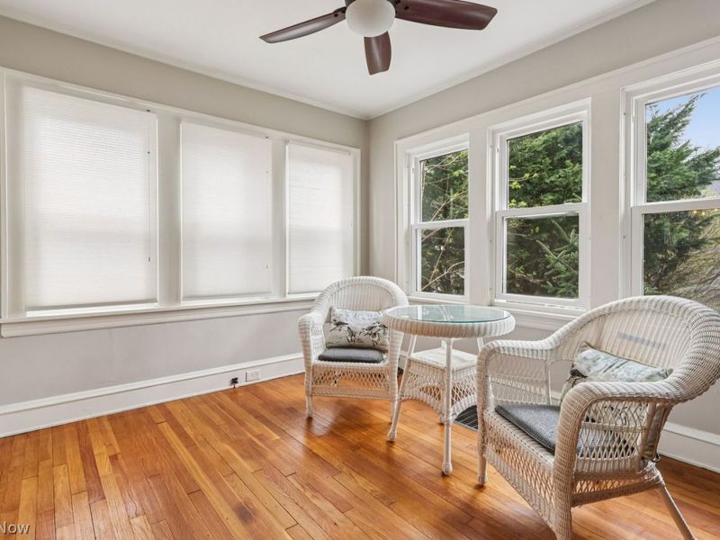 2152 Glenbury Avenue , Lakewood, OH 44107 Photo 9