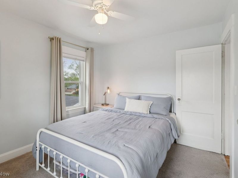 4362 W 226th Street, Fairview Park, OH 44126 Photo 32