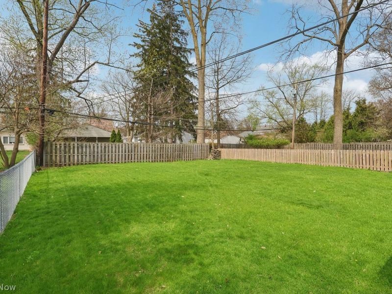 4362 W 226th Street, Fairview Park, OH 44126 Photo 6