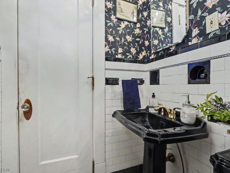 3376 Darrow Road , Stow, OH 44224 Photo 23