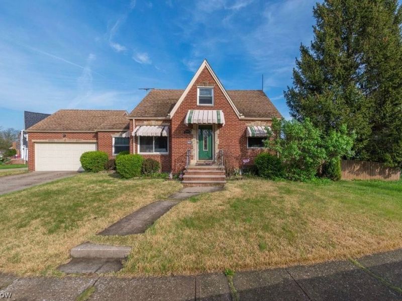 16306 Valleyview Avenue, Cleveland, OH 44135 Photo 1