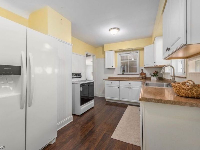 16306 Valleyview Avenue, Cleveland, OH 44135 Photo 11