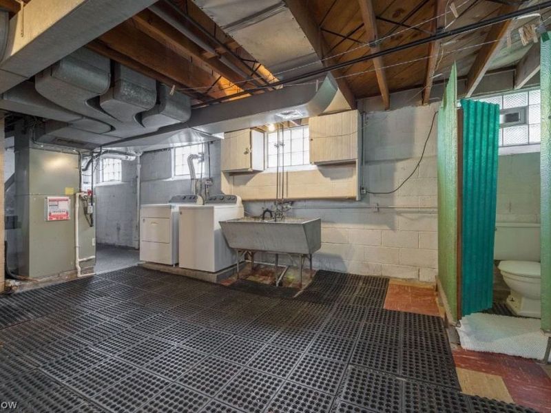 16306 Valleyview Avenue, Cleveland, OH 44135 Photo 38