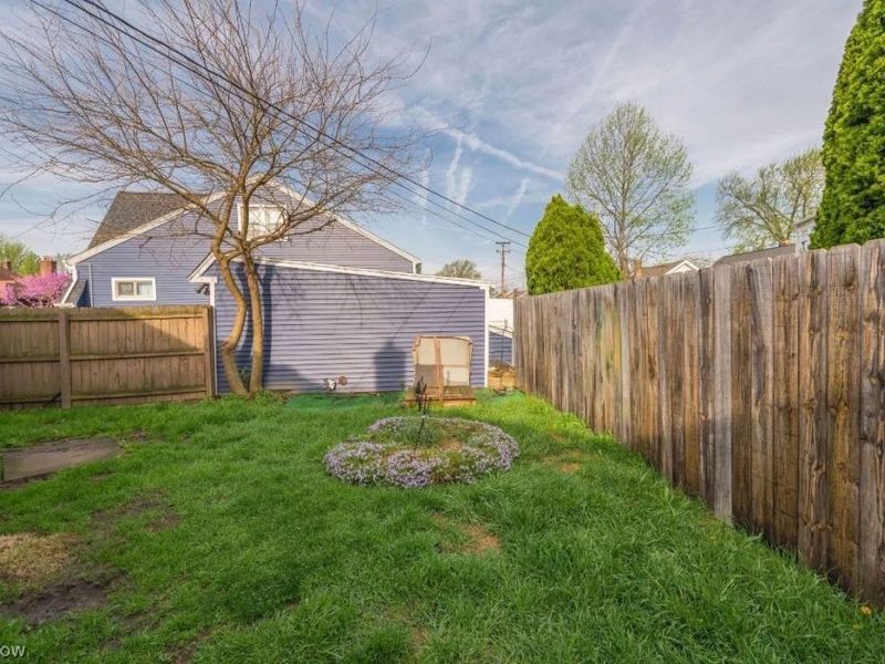 16306 Valleyview Avenue, Cleveland, OH 44135 Photo 47