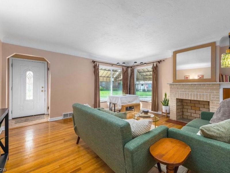 16306 Valleyview Avenue, Cleveland, OH 44135 Photo 6