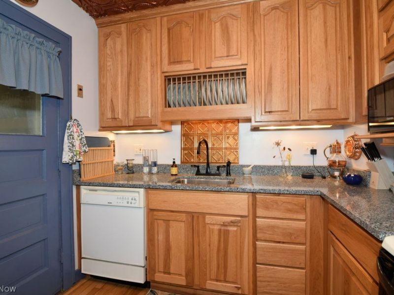 1027 Lander Road , Mayfield Village, OH 44143 Photo 16