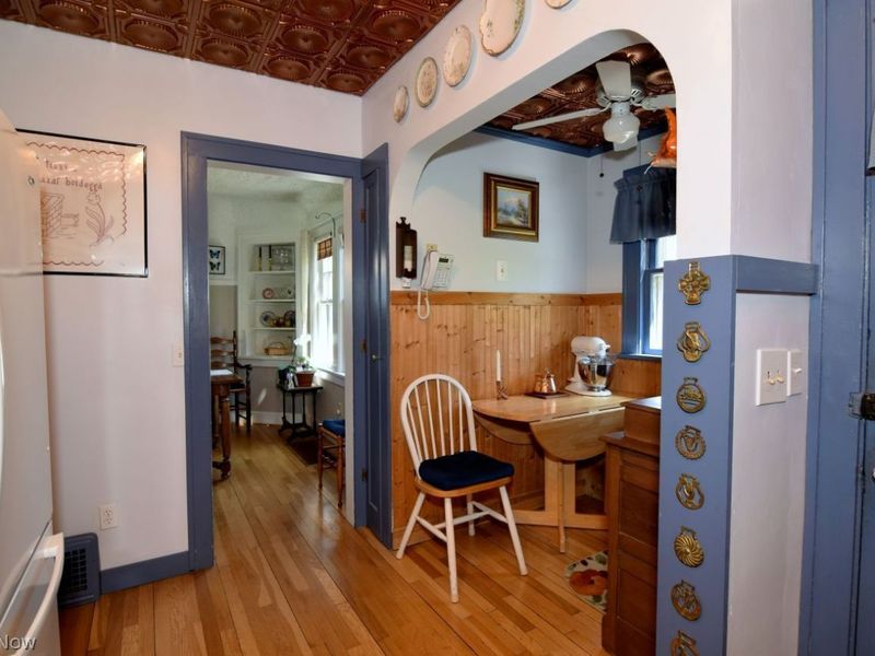 1027 Lander Road , Mayfield Village, OH 44143 Photo 17