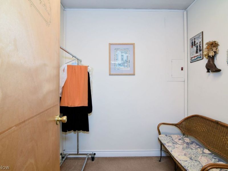 1027 Lander Road , Mayfield Village, OH 44143 Photo 34