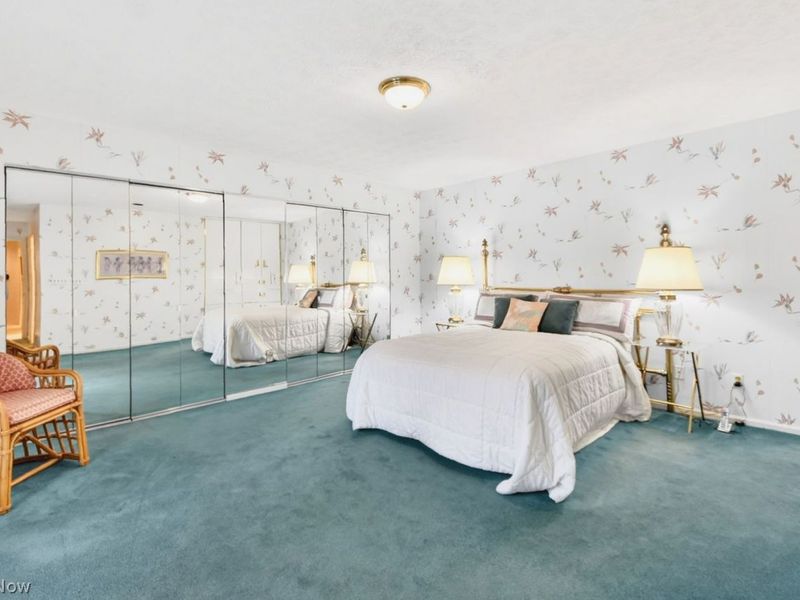 2062 Bretton Place , Akron, OH 44313 Photo 18