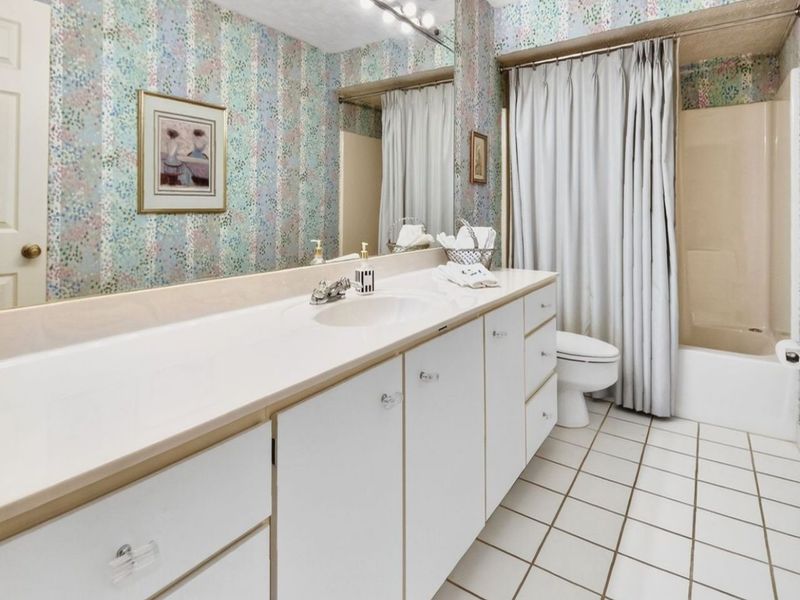 2062 Bretton Place , Akron, OH 44313 Photo 25