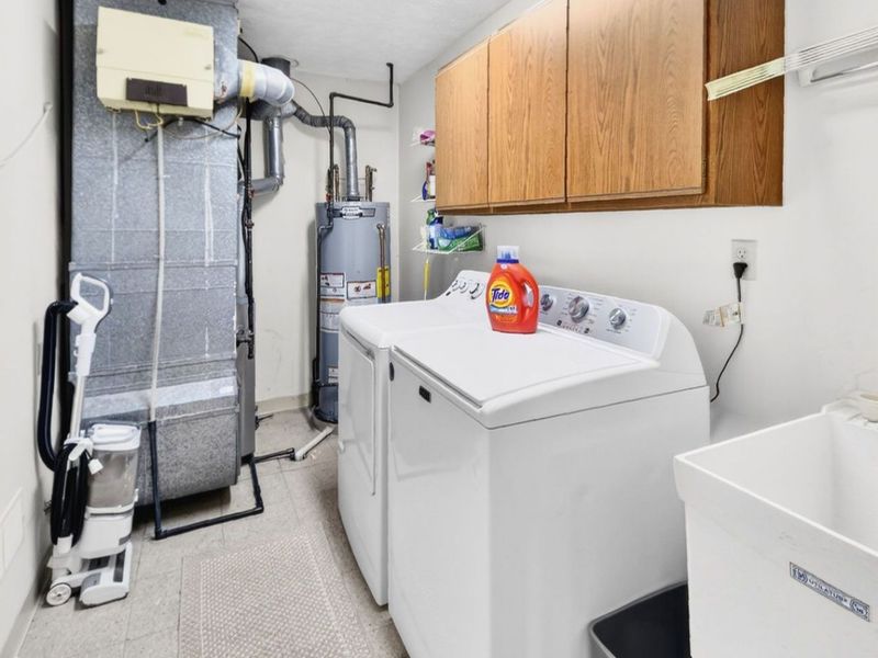 2062 Bretton Place , Akron, OH 44313 Photo 26