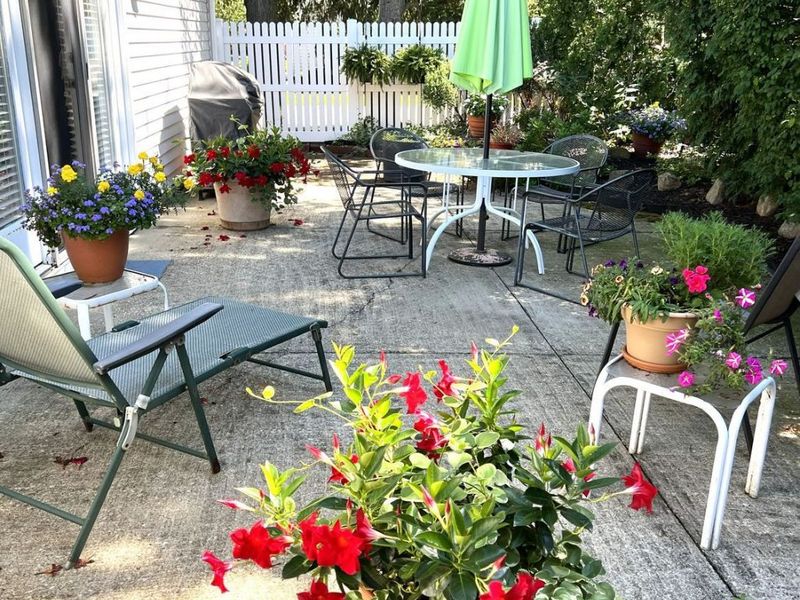 2062 Bretton Place , Akron, OH 44313 Photo 30