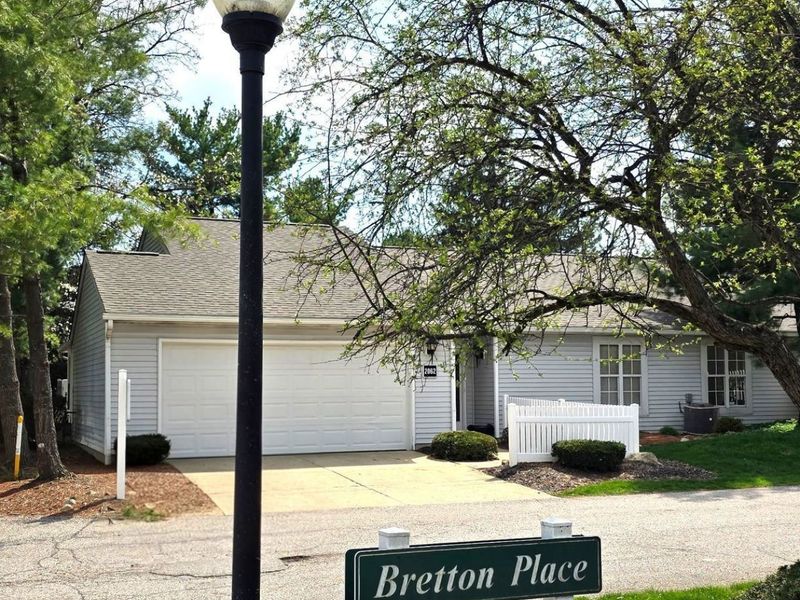 2062 Bretton Place , Akron, OH 44313 Photo 37