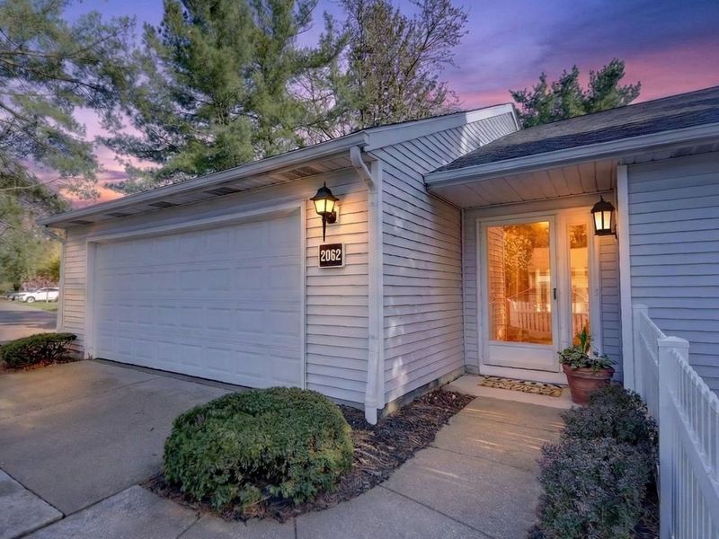 2062 Bretton Place , Akron, OH 44313 Photo 41