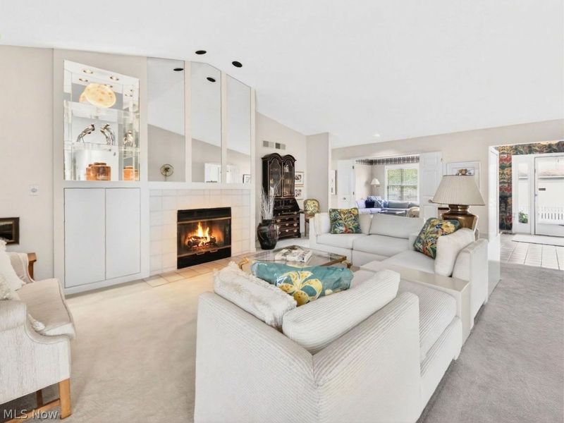 2062 Bretton Place , Akron, OH 44313 Photo 7