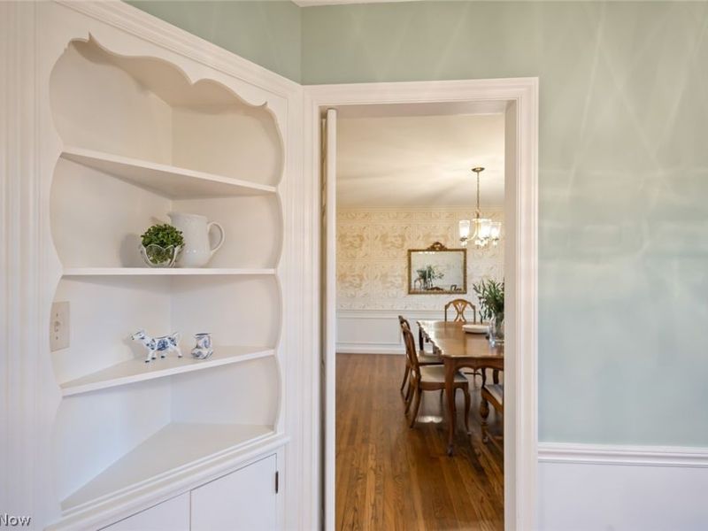 2748 Belvoir Boulevard, Shaker Heights, OH 44122 Photo 17