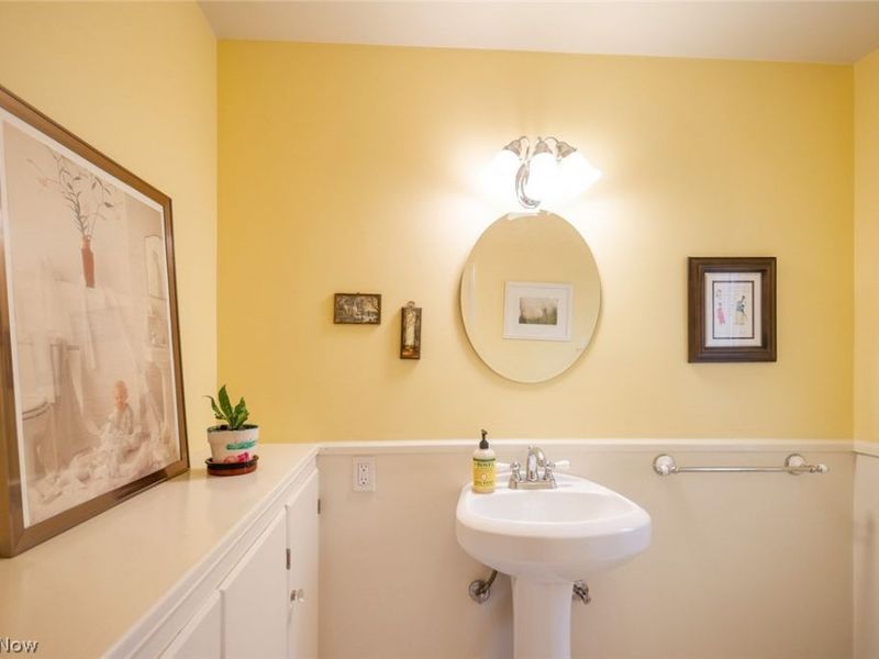 2748 Belvoir Boulevard, Shaker Heights, OH 44122 Photo 22