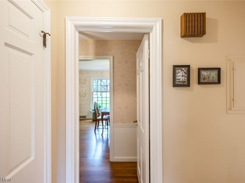 2748 Belvoir Boulevard, Shaker Heights, OH 44122 Photo 23