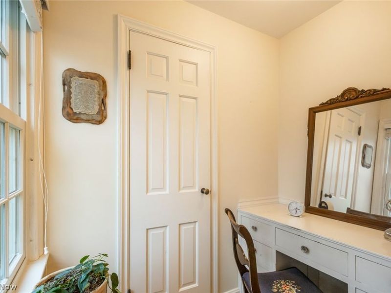 2748 Belvoir Boulevard, Shaker Heights, OH 44122 Photo 27