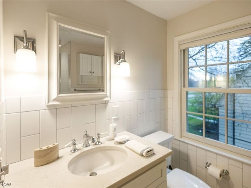 2748 Belvoir Boulevard, Shaker Heights, OH 44122 Photo 28