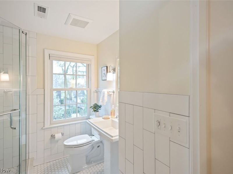 2748 Belvoir Boulevard, Shaker Heights, OH 44122 Photo 33